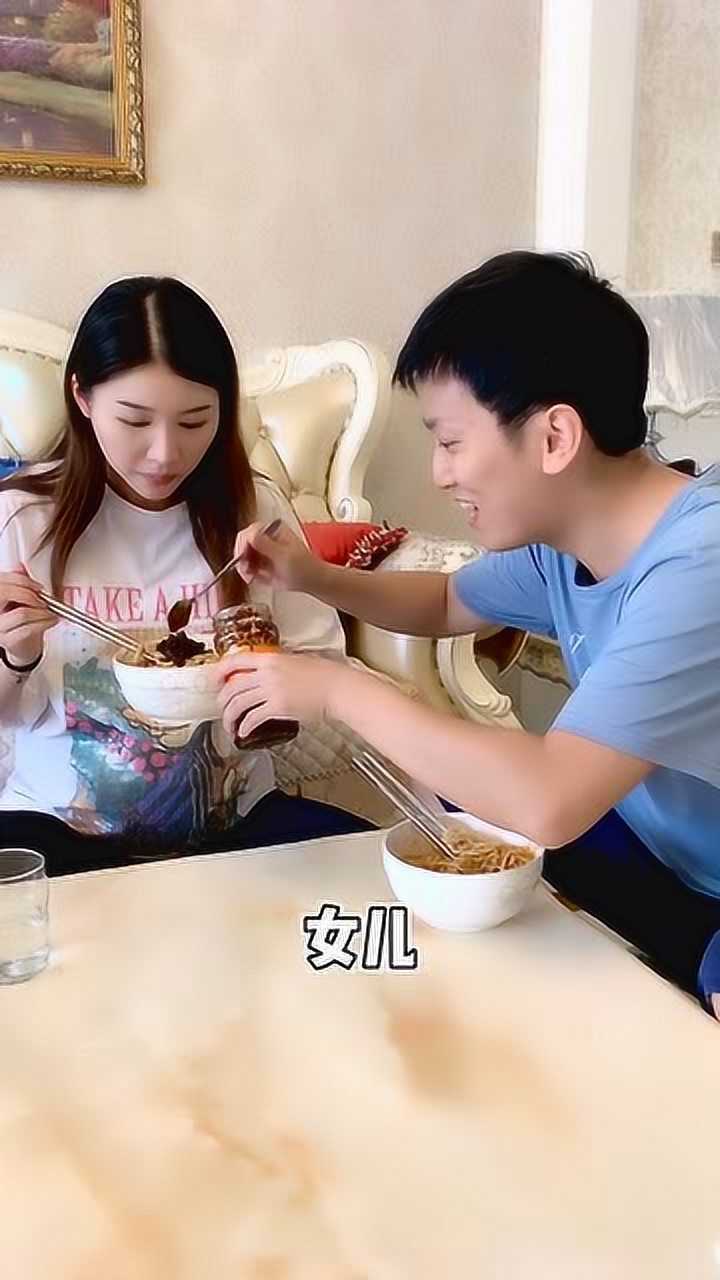 美女怀孕帅哥拼命让老婆吃辣椒,结果竟是这样!