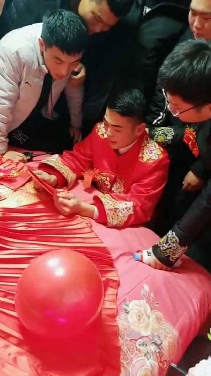 新郎是倒插门不知道以后会不会幸福