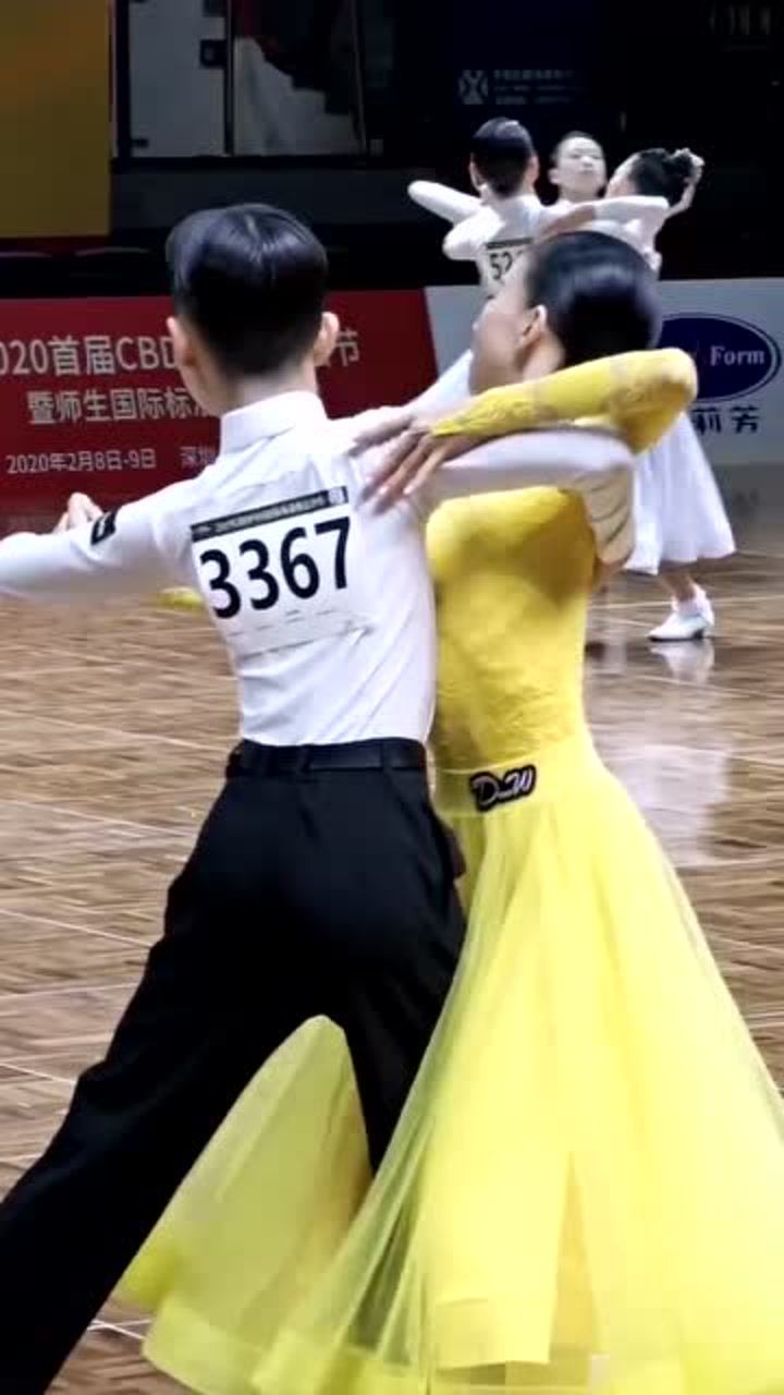 王崇墨李茉晗12岁精英组冠军这次茉晗妆容很赞吧