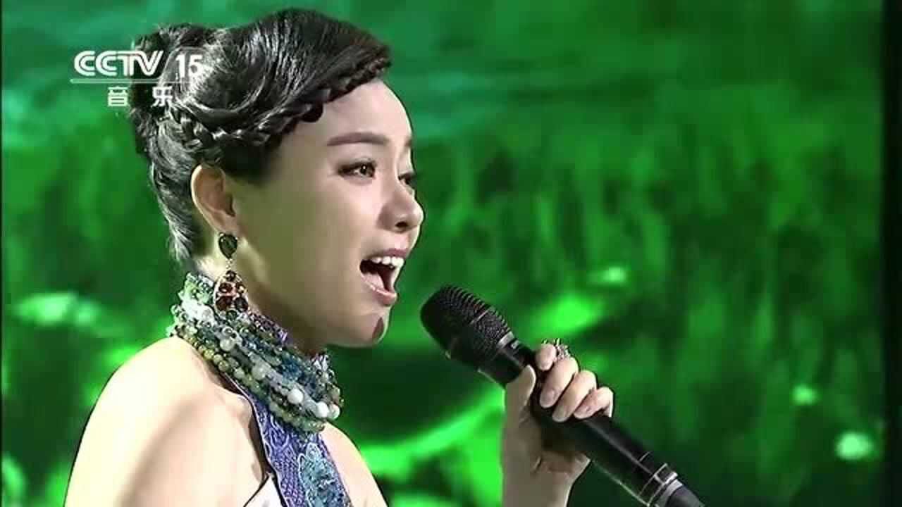 陈思思演唱《多谢了》,悦耳动听的民歌,让人留恋往返!