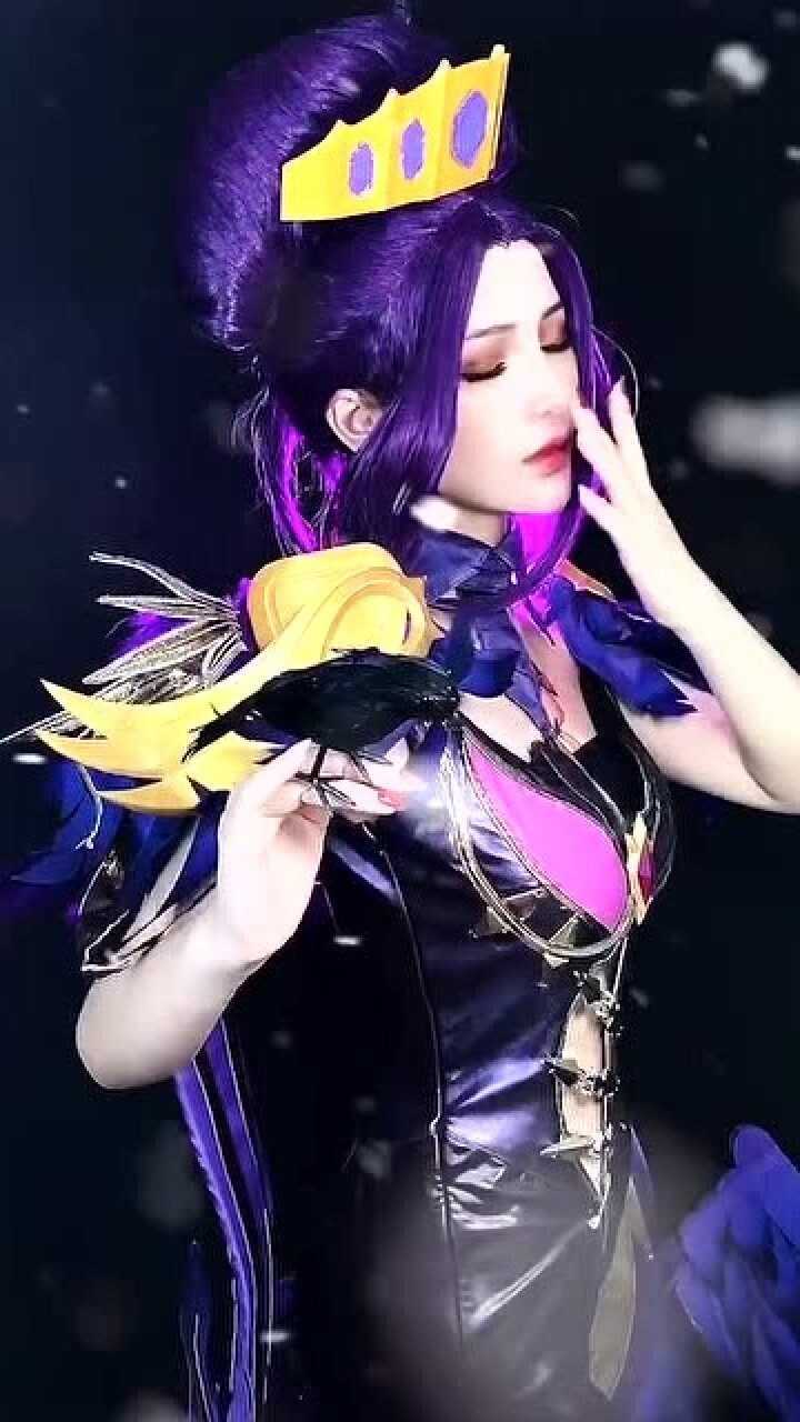 大佬cos王者荣耀芈月原皮都这么像那典藏呢疯狂暗示