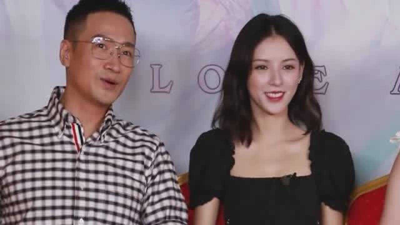 张予曦何晟铭的一个动作尽显职业素养和高素质女神张予曦身材真好