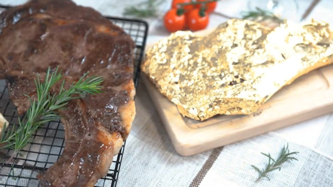 黄金战斧牛排,肉嫩鲜美,看着像黄金做出来的