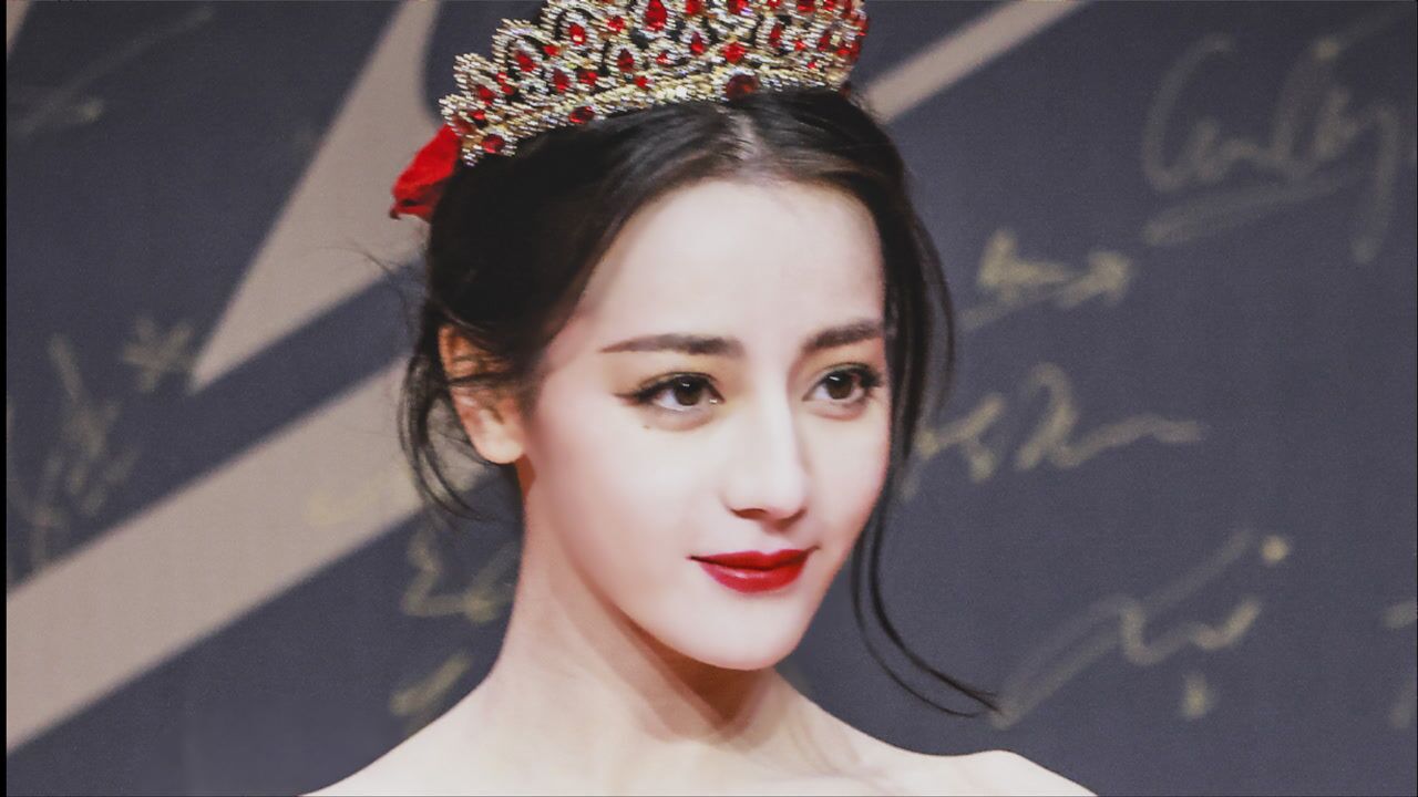 迪丽热巴：星光大赏红毯合集，这才叫女明星，slay全场！_高清