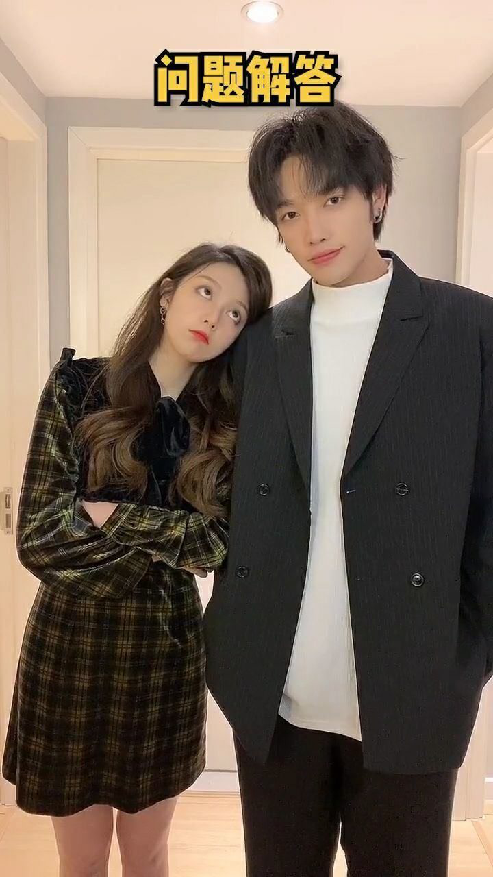 女朋友和奥特曼二选一@七夏moki#我的个人介绍#你要相信光