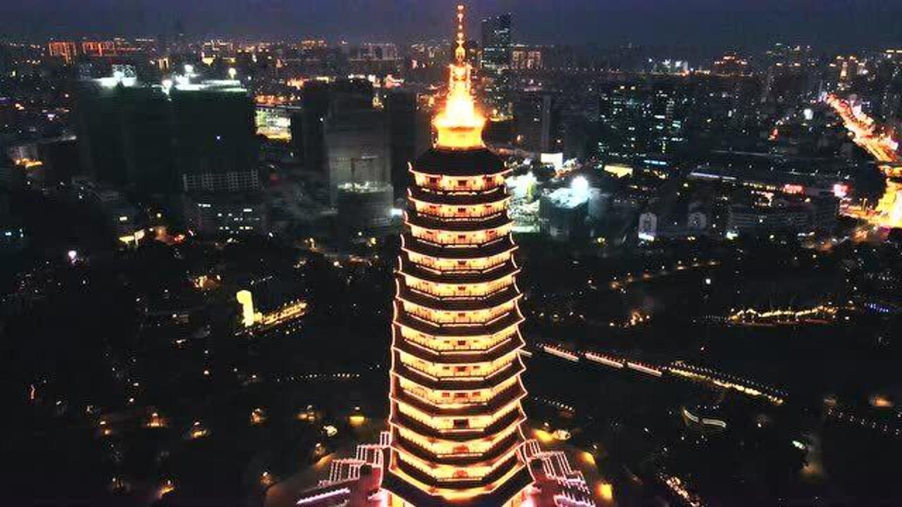 航拍#常州天宁寺夜景,蓦然回首,那人却在灯火阑珊处