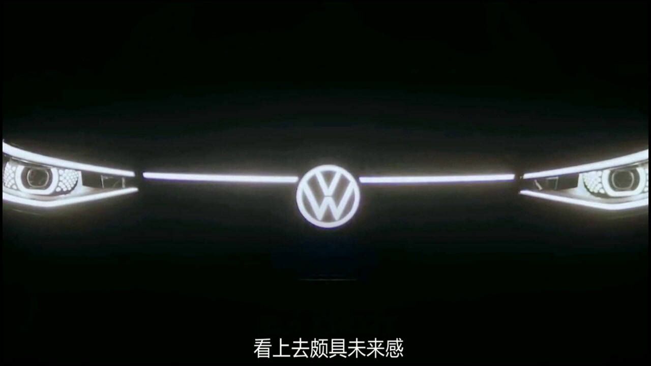 大众id4crozz将在1月19日正式开售,点亮的大众车标,颇具未来感