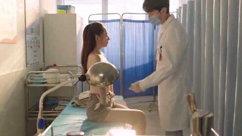 美女胸疼去医院检查,妇科检查竟遇到男医生,这也太尴尬了