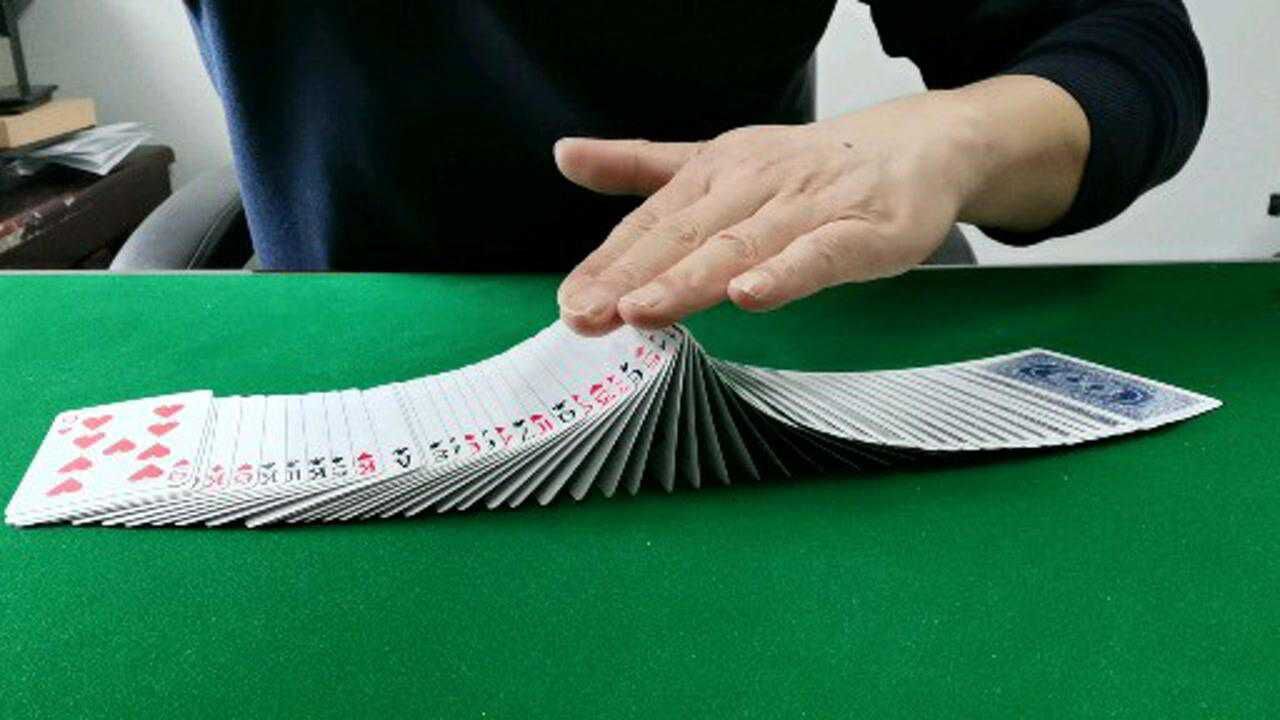 牌王刘老五每天分享一个小魔术