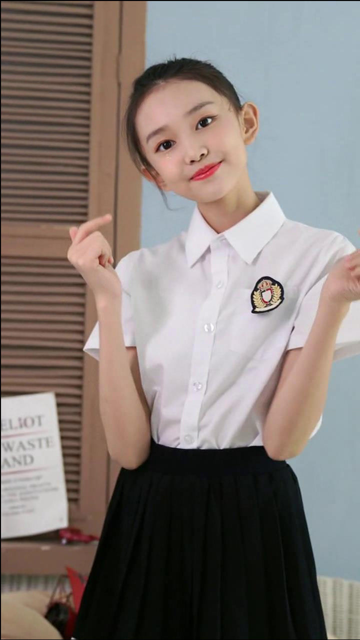 白月光与朱砂痣宋小睿校服版的歌曲来了大家觉得唱的怎么样