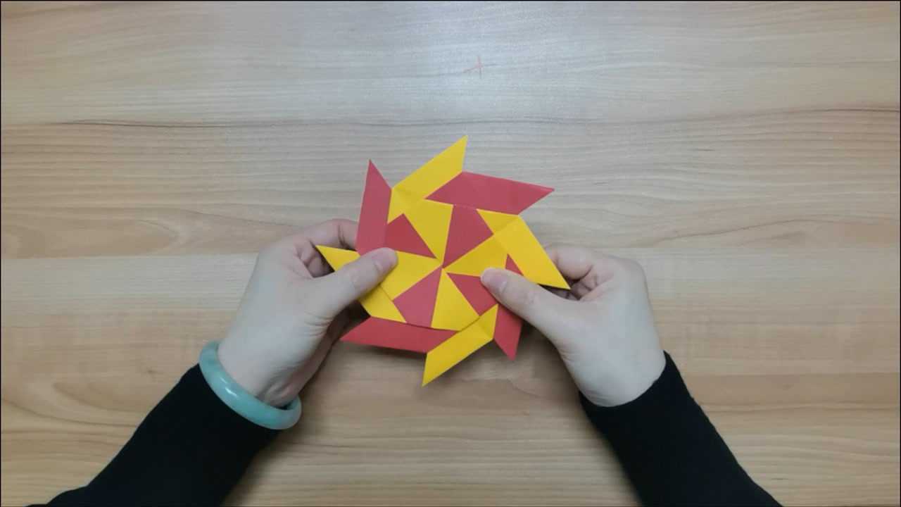 【手工折纸diy】好玩的风火轮教学折法教程_腾讯视频