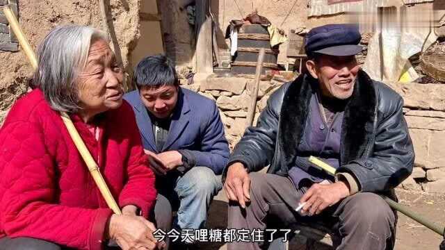 洛阳深山的养蜂人,还没割出来就订完了,看他有啥销售绝招!