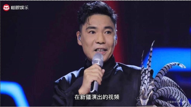 知名歌手屠洪刚被曝近况,落魄现身新疆捞金,被嘲18线小明星