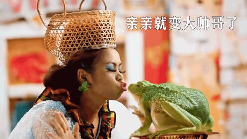 泰国版凤姐每天亲青蛙，没想到青蛙真变成了王子，佩服泰剧的脑洞