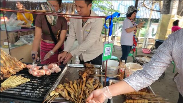 尽享傣族街边小吃和饭店菜肴6