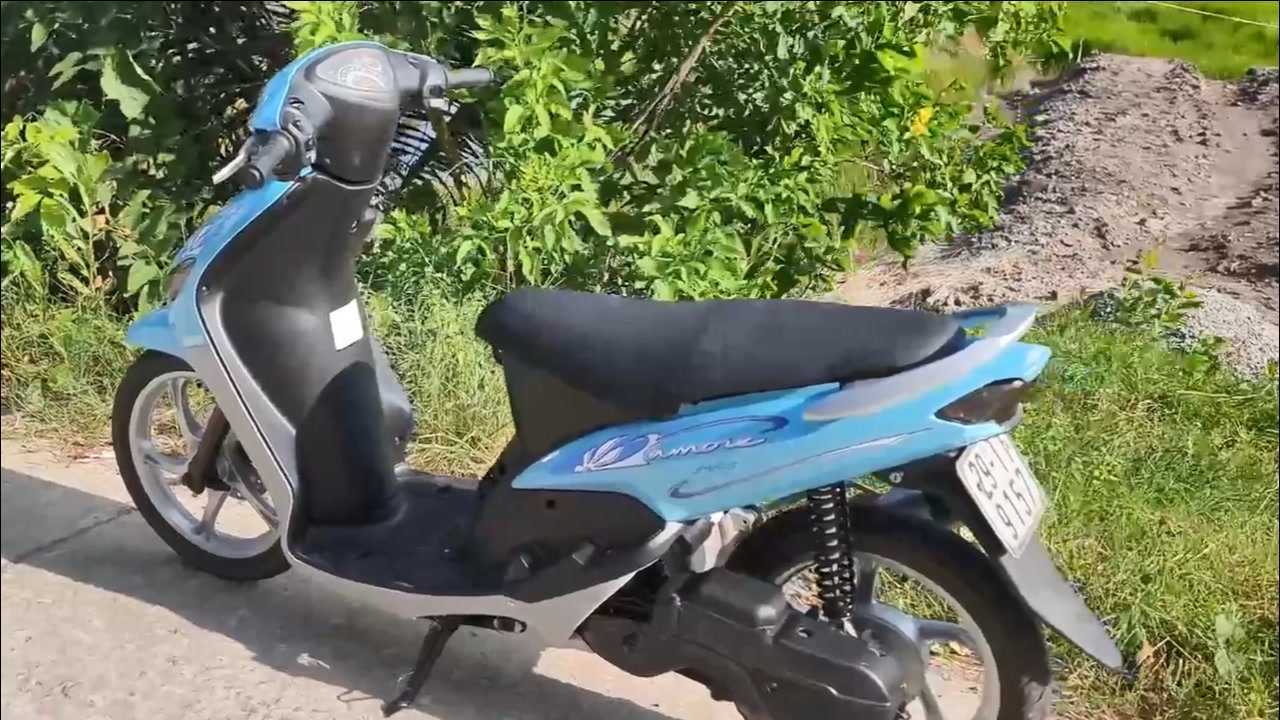 牛人小伙将1缸踏板车改装成 220cc 2缸摩托车,又省了一笔钱