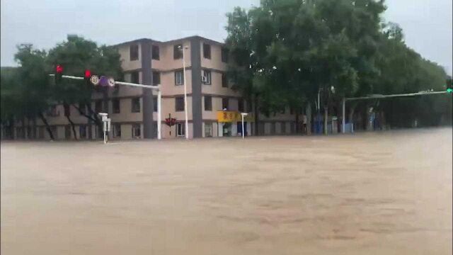 河南再发暴雨红色预警!中央气象台:特大暴雨站120个!