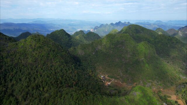 广东这里的山峰太美了,不是桂林似桂林,你知道在哪吗?