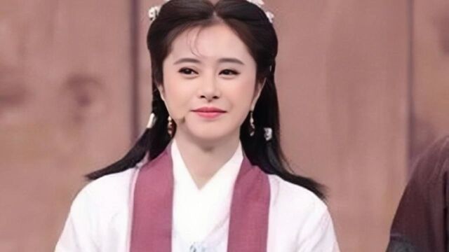 最美“钟灵”何美钿:与张卫健最佳CP,拒绝陈志朋,46岁单身一人