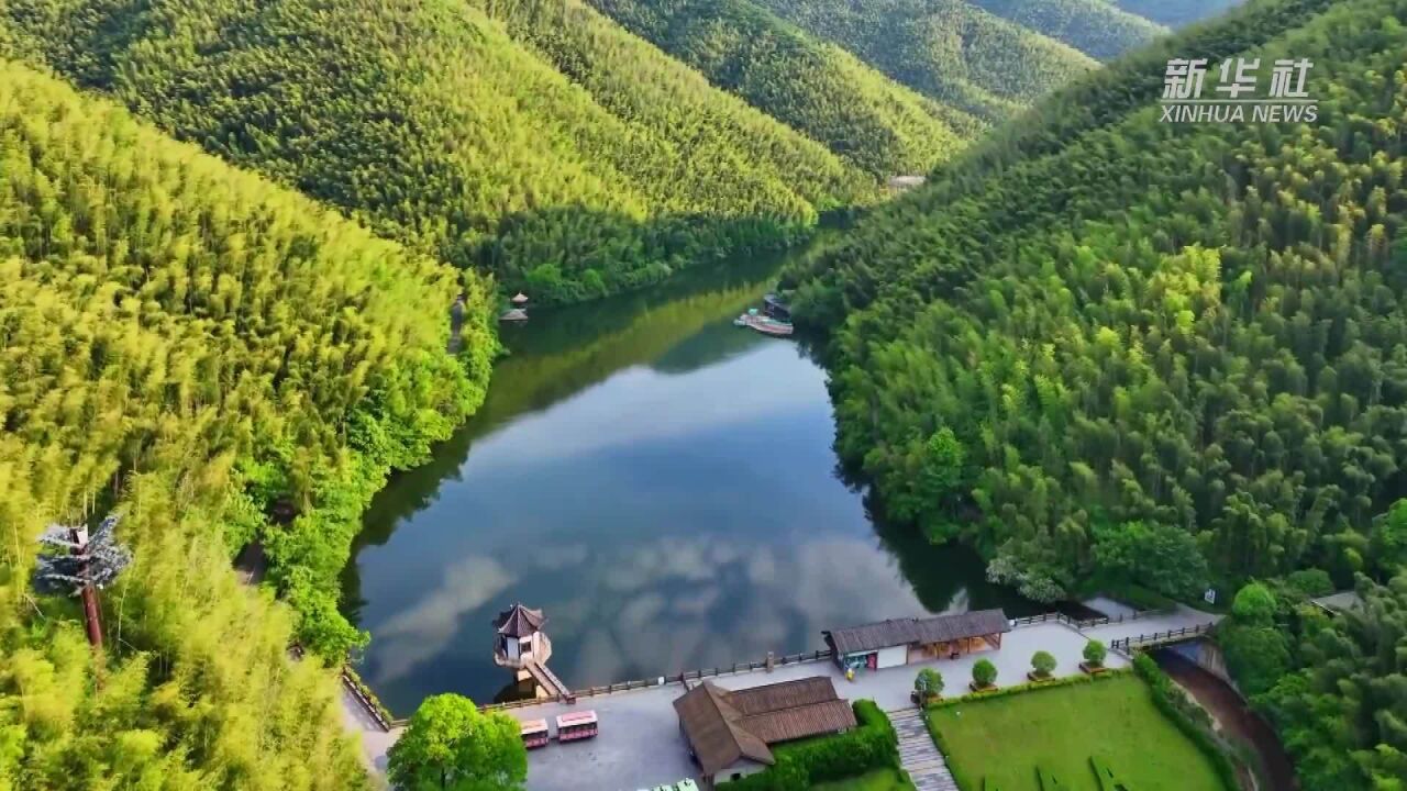 江苏溧阳:初夏登南山 一览众山小