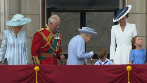 白金汉宫：伊丽莎白二世因身体不适 暂停参加庆祝其在位70周年活动