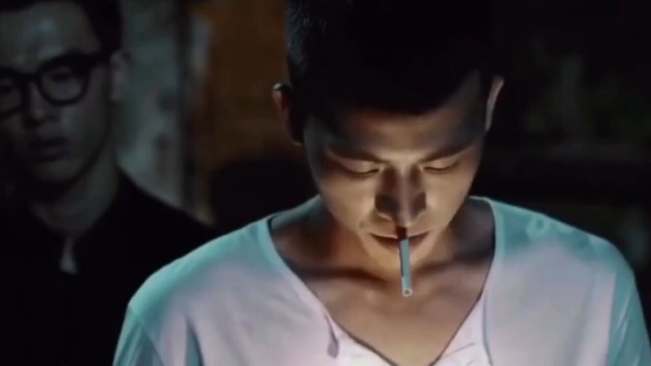 【欧豪】最帅抽烟镜头高能混剪.连抽烟的动作都那么迷人_腾讯视频