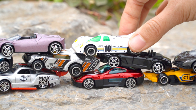 儿童玩具和英文儿歌:合金汽车,小汽车,赛车,汽车玩具,玩具车