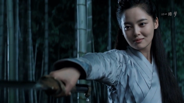辛芷蕾在《绣春刀》里演的这个丁白璎应该是全剧战力最强的了吧