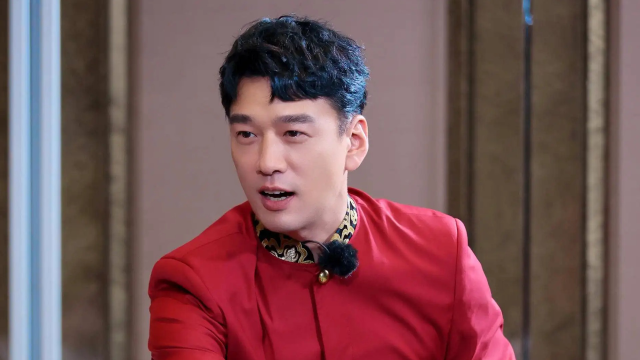 王耀庆反套路翟潇闻,杨迪"制裁"王耀庆,宋亚轩"一语至死"杨迪,这奇怪