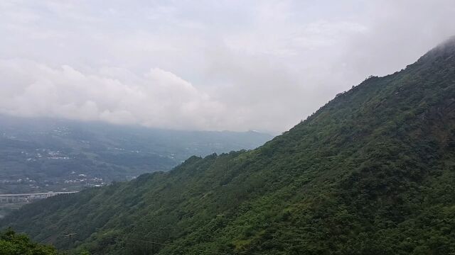 五指山:地处小凉山,美如仙境