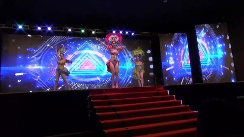 泰国曼谷红艺人歌舞表演