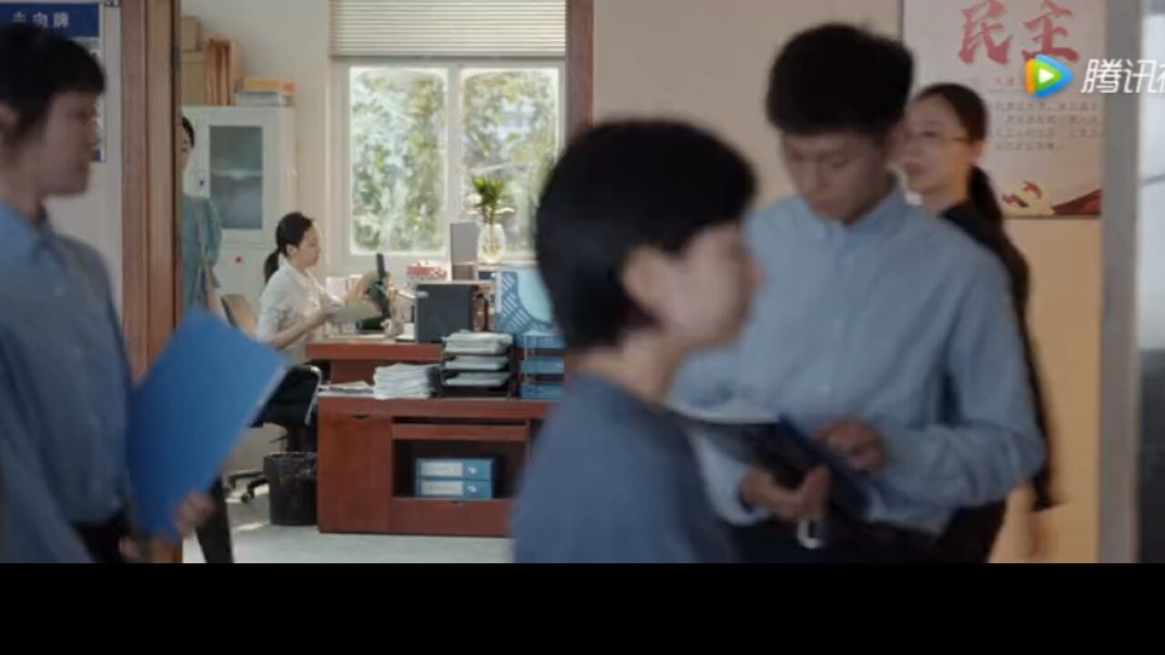 县委大院:和何亚萍相比,江霞不适合林志为,剧照预示两人将成婚_腾讯视频