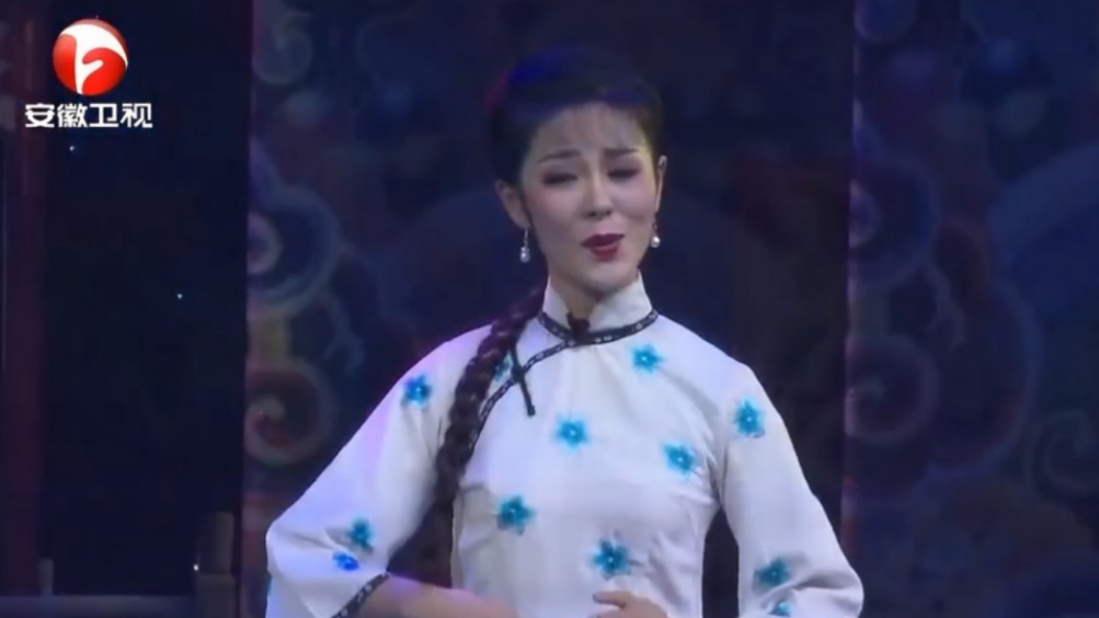 黄梅戏《二月》选段,吴娟张小威人美声甜,唱腔韵味十足丨花戏楼