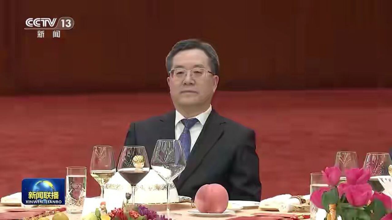 习近平出席庆祝中华人民共和国成立74周年招待会并发表重要讲话_腾讯视频