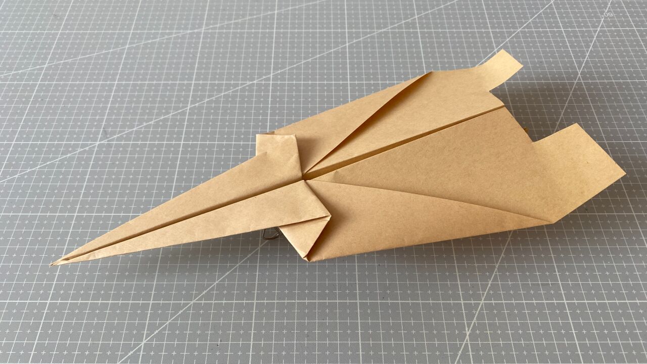 折纸滑翔机 简单图片