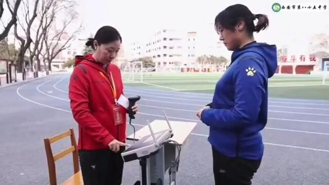 西安市第八十五中学体育中考项目一分钟仰卧起坐(女)