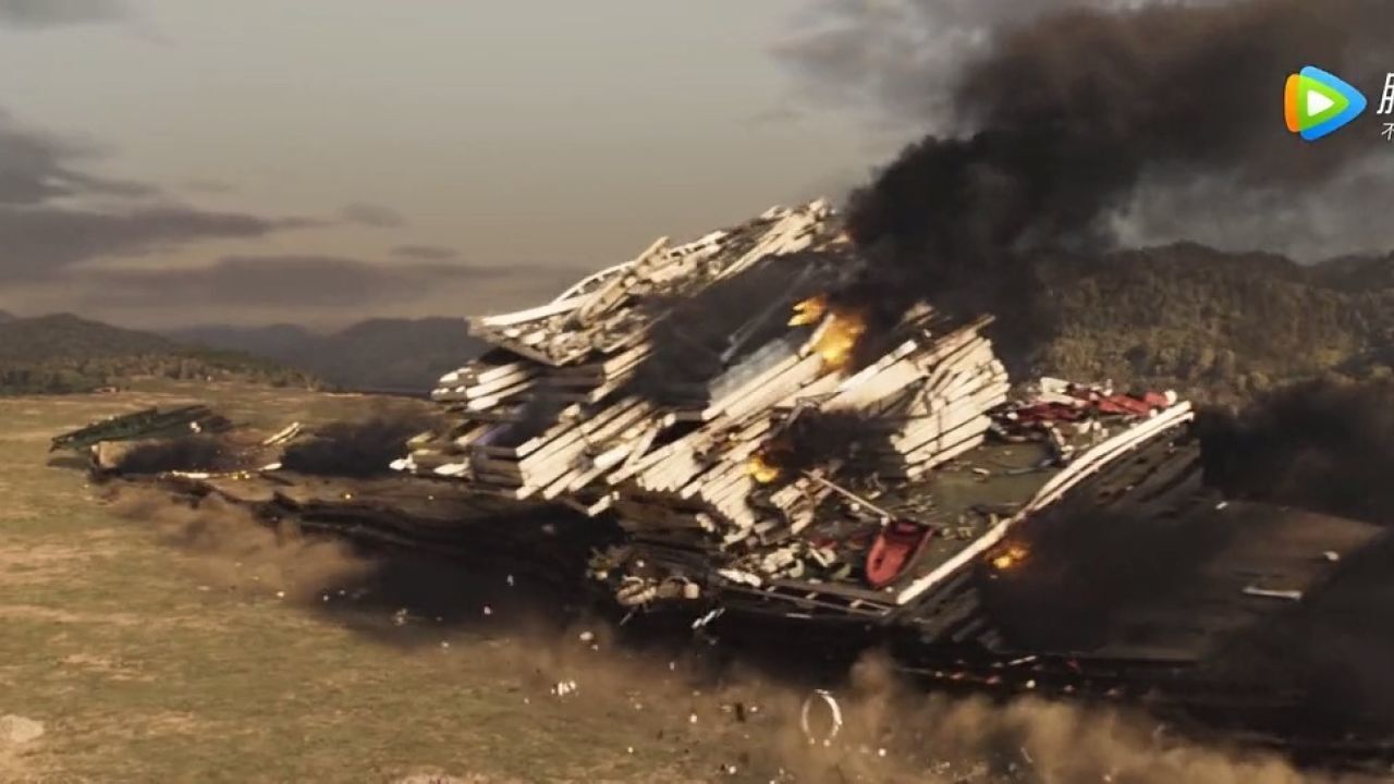 三体里的飞刃切割整个审判号轮船