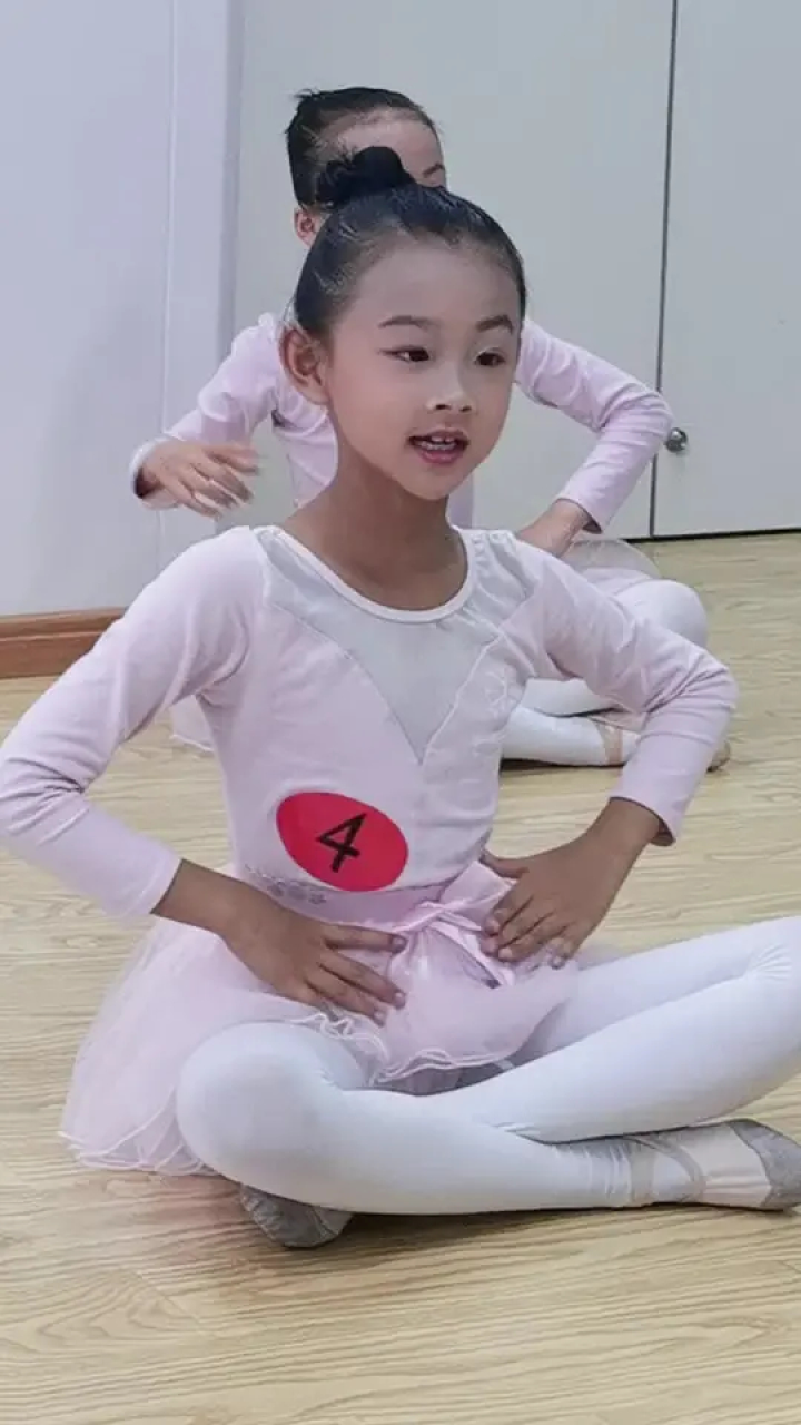 牙刷火车#舞蹈课堂随拍 #中国舞 #学舞蹈的女孩 #跳舞 #考级