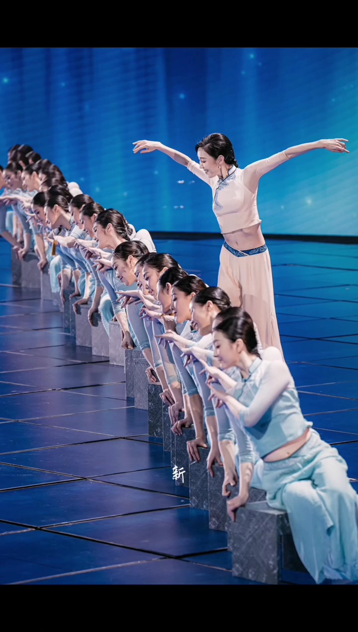 春晚舞蹈碇步桥 #高级的美一定是独立与优雅 sasa女孩柔柔,在北京央视