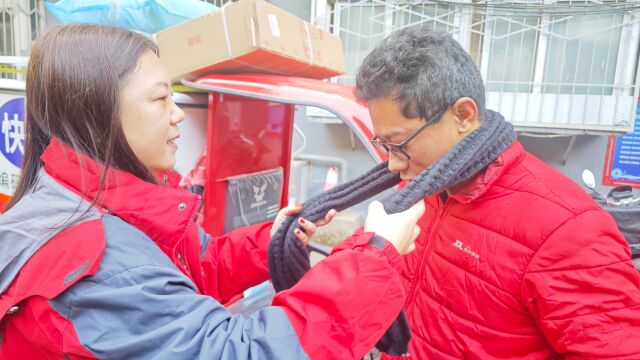 石景山区模式口西里中社区“小雪天降寒、 社区送温暖”活动