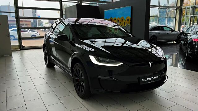 2024年特斯拉Model X Plaid  世界上最快的SUV!