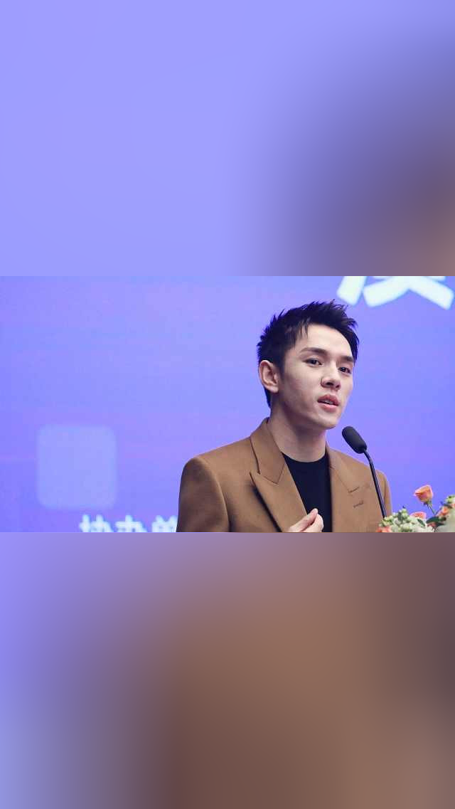 美腕回应李佳琦抖音认证消失4年前的截图