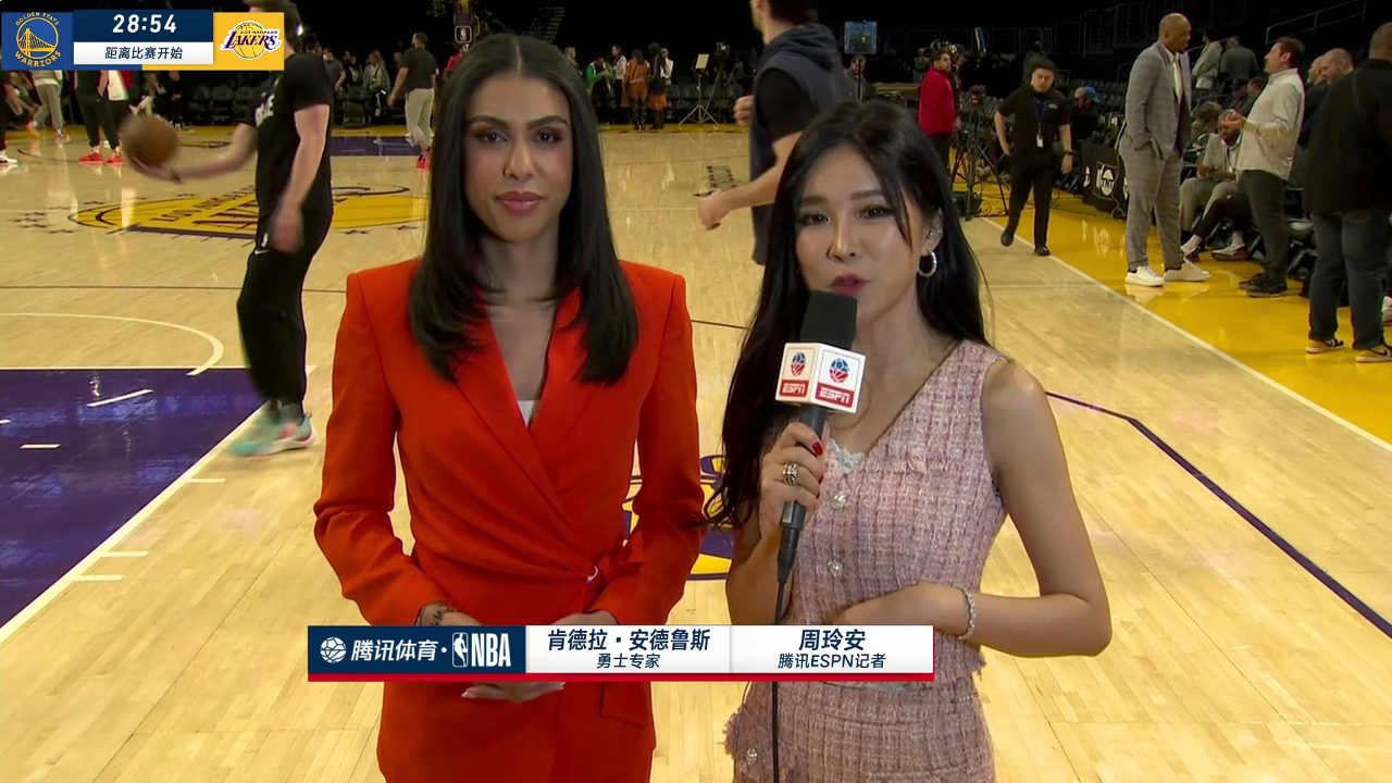 前方连线周玲安采访勇士专家:克莱有望守住首发位置 目前球队化学反应
