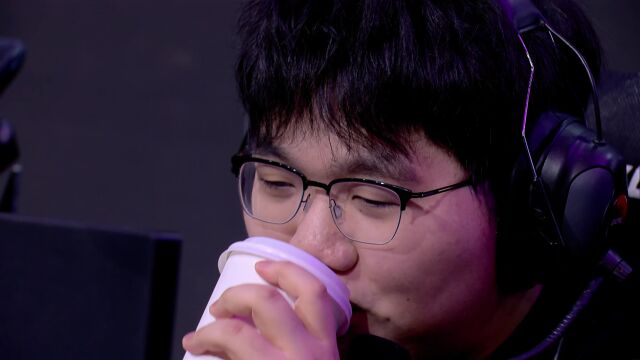 LPL第二赛段 OMG vs RNG solo选边