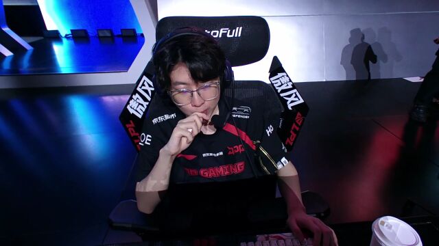 LPL第三赛段季后赛 BLG vs JDG_05