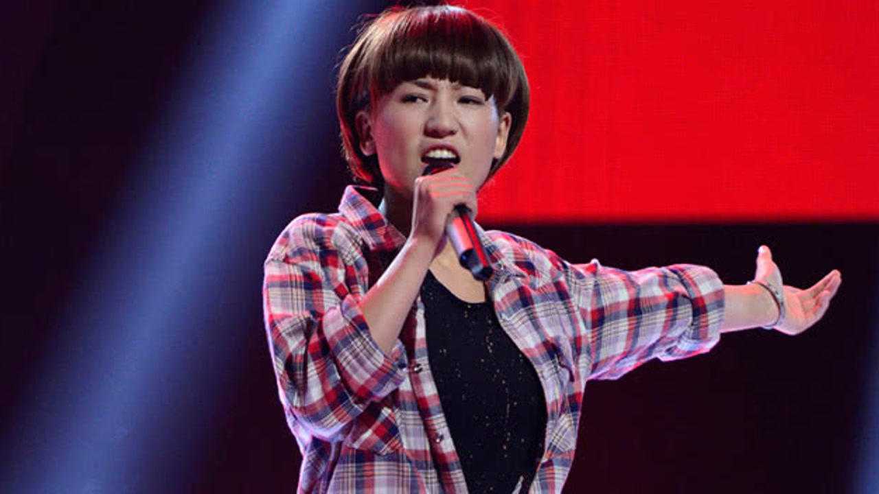 独播19岁秦晓林烟酒嗓被封火山女孩