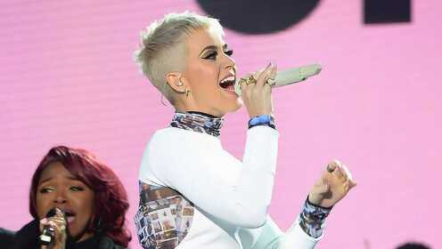 livemusic2017katyperryroararianagrande曼彻斯特慈善演唱会