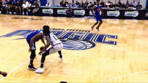 《NBA比赛集锦》【扣篮】拜克斯抢断卧倒送妙传 伍德快攻大力灌筐
