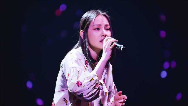 王诗安现场演绎古风神曲《一步成诗》仙女嗓过于迷人了