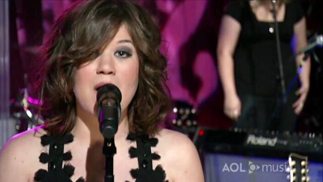 Kelly Clarkson  Walk Away (Sessions @ AOL 2007)